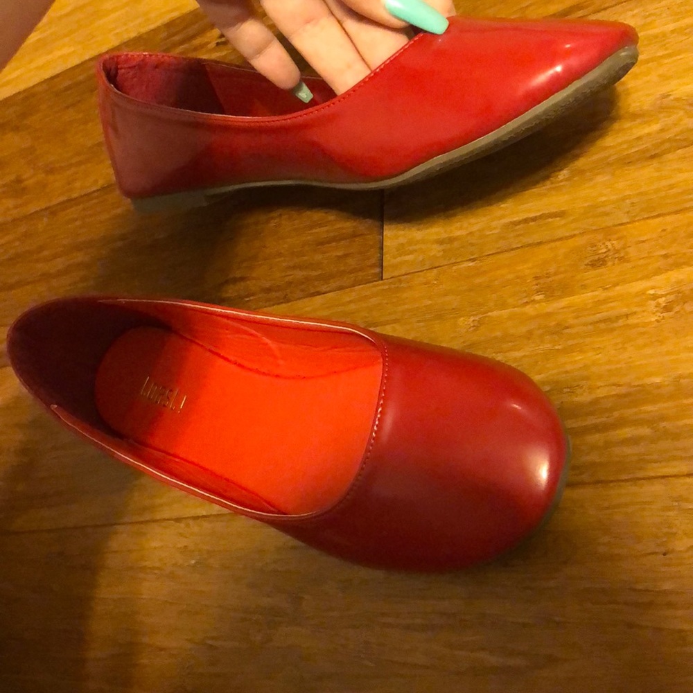 TOAST! RED FLATS